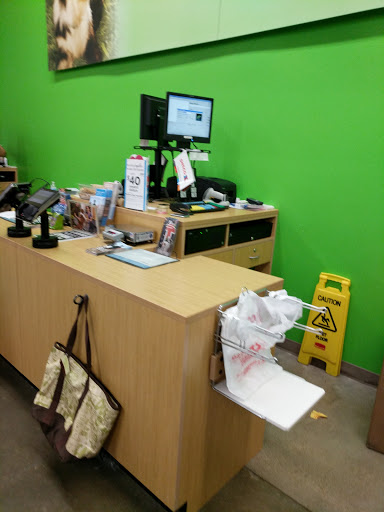 Pet Supply Store «Petco Animal Supplies», reviews and photos, 8966 S Broadway Ave #112, Tyler, TX 75703, USA