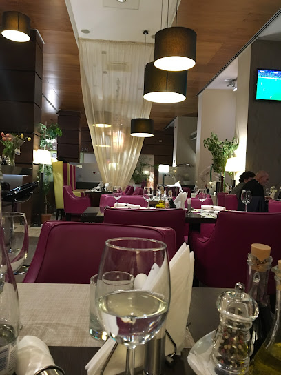 Avocado Restaurant & Lounge - Calea Turzii 49, Cluj-Napoca 400347, Romania