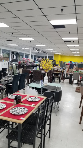 Furniture Store «Scottsdale Goodwill Redesign Store & Donation Center», reviews and photos