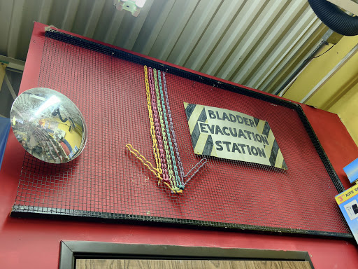 School Supply Store «American Science & Surplus», reviews and photos, 33W361 Roosevelt Rd, West Chicago, IL 60185, USA