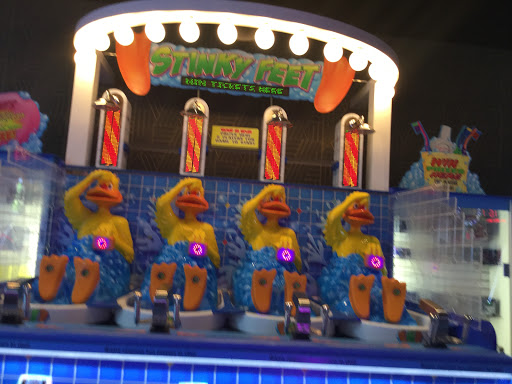 Movie Theater «Celebrity Theatres - Baton Rouge 8», reviews and photos, 15365 George Oneal Rd, Baton Rouge, LA 70817, USA