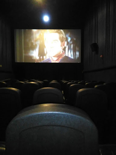 Movie Theater «Bow Tie Franklin Square Cinemas», reviews and photos, 989 Hempstead Turnpike, Franklin Square, NY 11010, USA