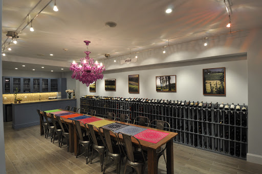 Wine Store «DCanter Wine Boutique», reviews and photos, 545 8th St SE, Washington, DC 20003, USA