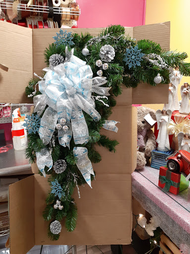 Florist «Buds & Bows Floral Design», reviews and photos, 1365 Cypress Ave, Melbourne, FL 32935, USA