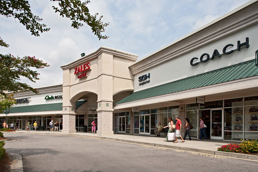 Shopping Mall «Carolina Premium Outlets», reviews and photos, 1025 Outlet Center Dr, Smithfield, NC 27577, USA
