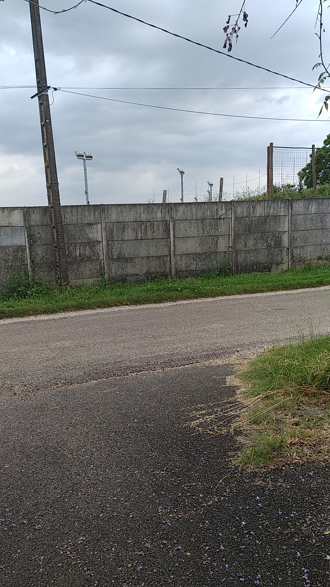 Photo n° 1 de l'avis de Claude.e fait le 02/07/2019 à 16:27