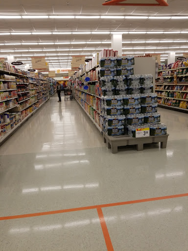 Grocery Store «Shoppers», reviews and photos, 6200 Little River Turnpike, Alexandria, VA 22312, USA