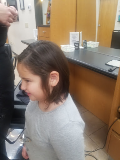 Hair Salon «Fantastic Sams», reviews and photos, 9859 Maple Grove Pkwy, Maple Grove, MN 55369, USA