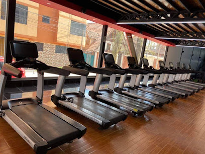 Peltroche Gym & Fitness - Sede Larapa - F38V+5Q4, Cusco 08006, Peru