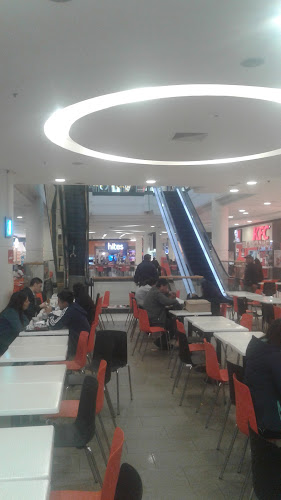 D y F Restaurantes Mall Paseo - San Bernardo