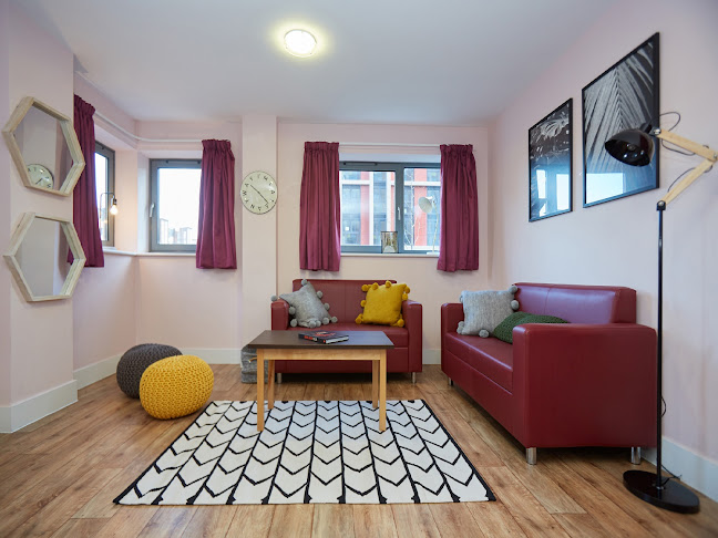 Comments and reviews of Collegelands - Student Accommodation Glasgow