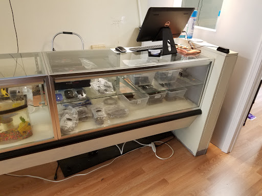 Computer Repair Service «MR Computer Services», reviews and photos, 2500 Bardstown Rd #5, Louisville, KY 40205, USA