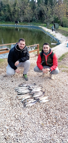 Lago Smeraldo da Anna Contrada Cagialone, snc, 66010 Miglianico CH, Italia