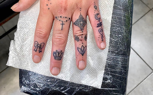 Tattoo Shop «Asylum Tattoo», reviews and photos, 1210 Montauk Hwy A, Copiague, NY 11726, USA