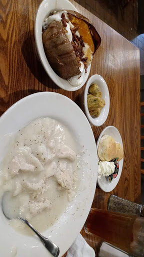American Restaurant «Cracker Barrel Old Country Store», reviews and photos, 2003 Eatonton Rd, Madison, GA 30650, USA