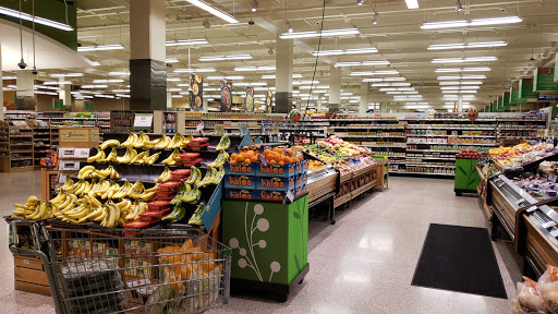 Supermarket «Publix Super Market at Plaza De Leon», reviews and photos, 106 Ponce De Leon Blvd, Miami, FL 33135, USA