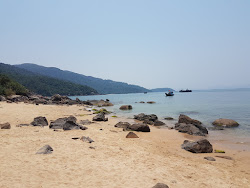 Zdjęcie Black Rock Beach z poziomem czystości dość czysty