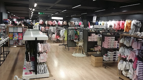 Magasin de vêtements La Halle Champagne Au Mont D'or Champagne-au-Mont-d'Or