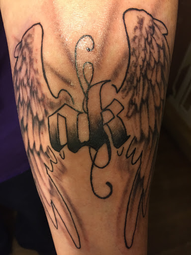 Tattoo Shop «V One Tattoo Studios», reviews and photos, 2623 Brownsville Rd, Pittsburgh, PA 15227, USA