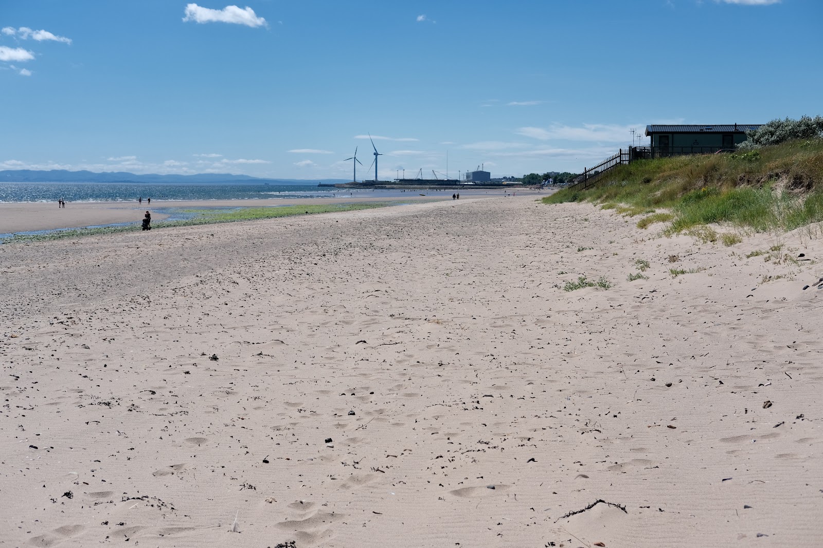 Foto van Leven Beach met recht en lang