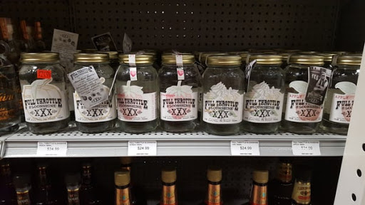 Wine Store «Luekens Liquors», reviews and photos, 4643 W Kennedy Blvd, Tampa, FL 33609, USA