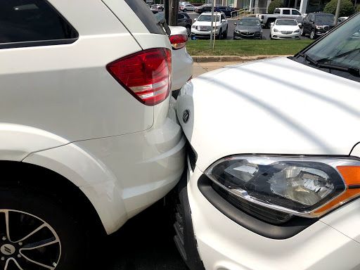 Auto Body Shop «South of the Square Collision», reviews and photos, 118 Mill St, Medina, OH 44256, USA