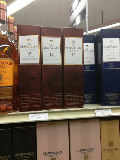 State Liquor Store «NH Liquor & Wine Outlet», reviews and photos, I-95, Hampton, NH 03843, USA