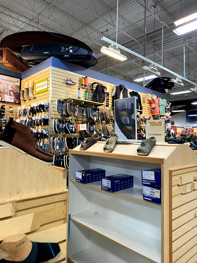 Outdoor Sports Store «Sun & Ski», reviews and photos, 501 Opry Mills Dr, Nashville, TN 37214, USA