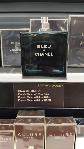 Cosmetics Store «SEPHORA», reviews and photos, 721 Collins Ave, Miami Beach, FL 33139, USA