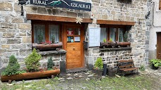 Hostal Restaurante Ezkaurre en Isaba