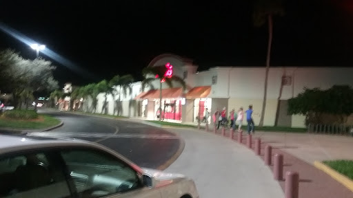 Movie Theater «Marquee Cinemas - Coralwood 10», reviews and photos, 2301 Del Prado Blvd, Cape Coral, FL 33990, USA