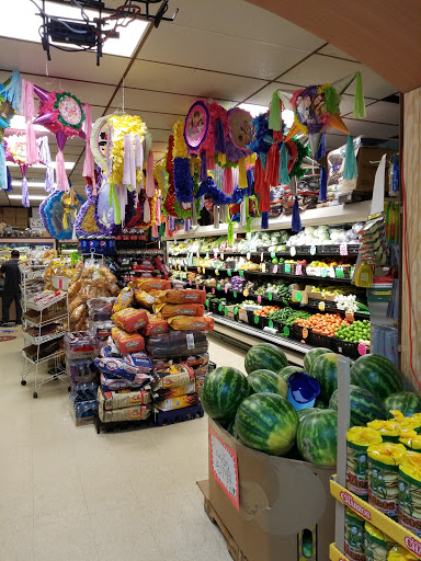 Grocery Store «EL REY MARKET», reviews and photos, 7600 National Turnpike, Louisville, KY 40214, USA