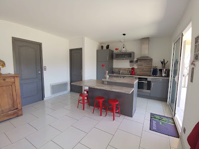 Fabienne CELLIER-Guion immobilier réseau IAD France à Étables