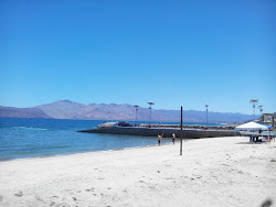 Foto di Playa Bahia de los Angeles con molto pulita livello di pulizia