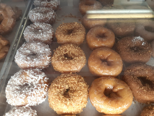 Donut Shop «Alvernon Donut Shop», reviews and photos, 1450 S Alvernon Way, Tucson, AZ 85711, USA