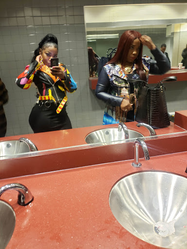 Movie Theater «AMC John R 15», reviews and photos, 32289 John R Rd, Madison Heights, MI 48071, USA