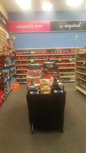 Shoe Store «Shoe Carnival», reviews and photos, 6192 20th St, Vero Beach, FL 32966, USA