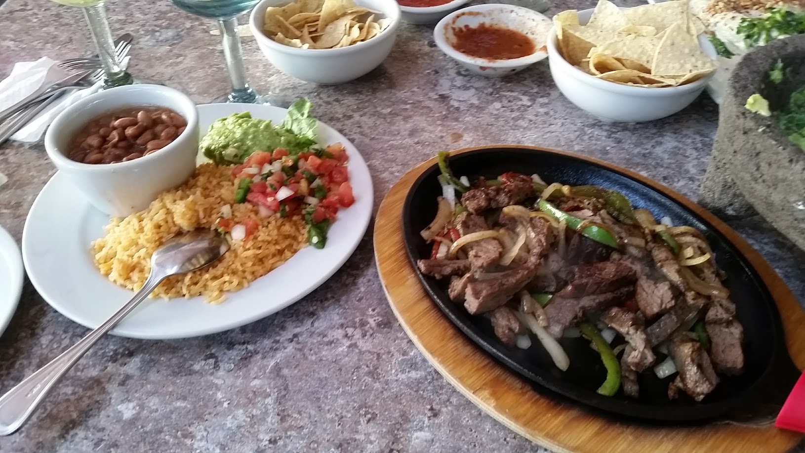 Paloma Blanca Mexican Cuisine