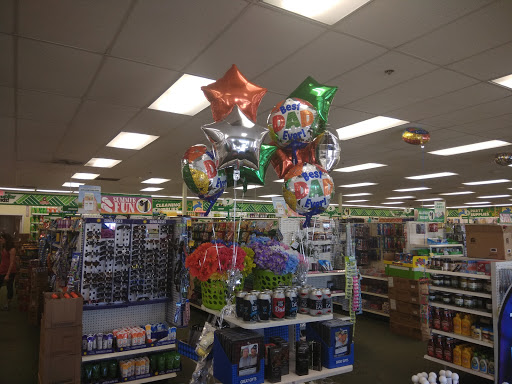 Dollar Store «Dollar Tree», reviews and photos, 12533 Olive Blvd, Creve Coeur, MO 63141, USA