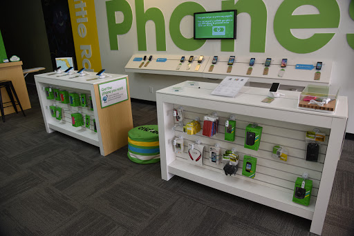 Cell Phone Store «Cricket Wireless Authorized Retailer», reviews and photos, 9115 Little Rd, New Port Richey, FL 34654, USA