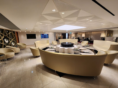Qatar Airways Premium Lounge Paris à Roissy-en-France