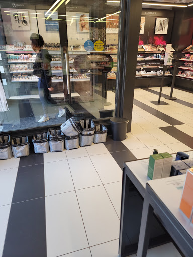 Cosmetics Store «SEPHORA», reviews and photos, 3065 M St NW, Washington, DC 20007, USA