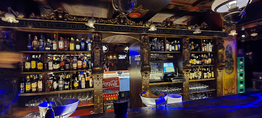 Bar Hanoi House - C. Cerrajeros, 28801 Alcalá de Henares, Madrid, Spain