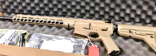 Pawn Shop «Family Jewelry & Pawn (Clermont-Minneola)», reviews and photos, 327 S Hwy 27, Minneola, FL 34715, USA