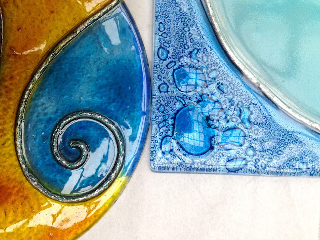 Opiniones de Artesanía en Vidrio reciclado y Vitrofusión - La Llave Mágica - Arte - Diseño con Botellas de Vidrio en Casablanca - Diseñador gráfico