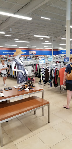 Thrift Store «Goodwill Stamford Store & Donation Station», reviews and photos, 587 Elm St, Stamford, CT 06902, USA