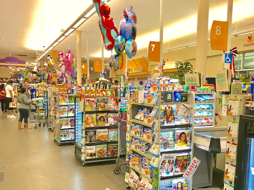 Grocery Store «Stop & Shop», reviews and photos, 105 Alewife Brook Pkwy, Somerville, MA 02144, USA