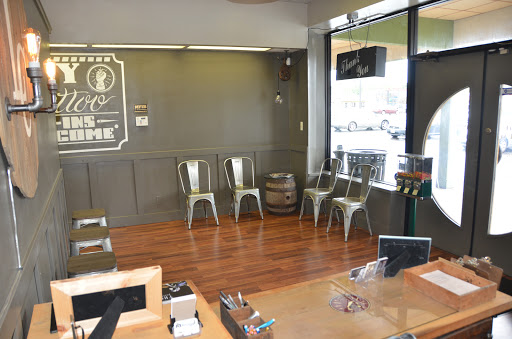 Tattoo Shop «Lambadi City Tattoo», reviews and photos, 6600 Dixie Hwy, Fairfield, OH 45014, USA