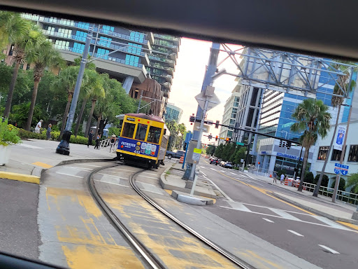 Shopping Mall «Channelside Bay Plaza», reviews and photos, 615 Channelside Dr #117, Tampa, FL 33602, USA