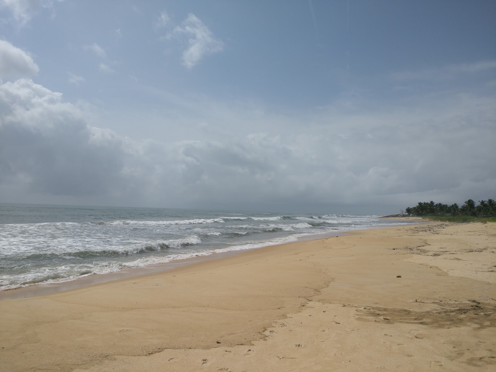 Panambur Beach'in fotoğrafı ve yerleşim